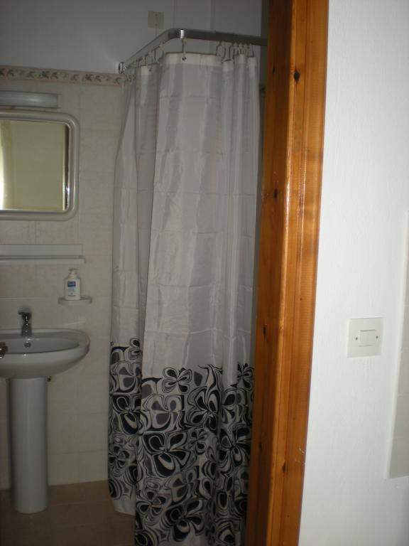 Aparthotel Manolis' House Skiathos-Stadt Zimmer foto